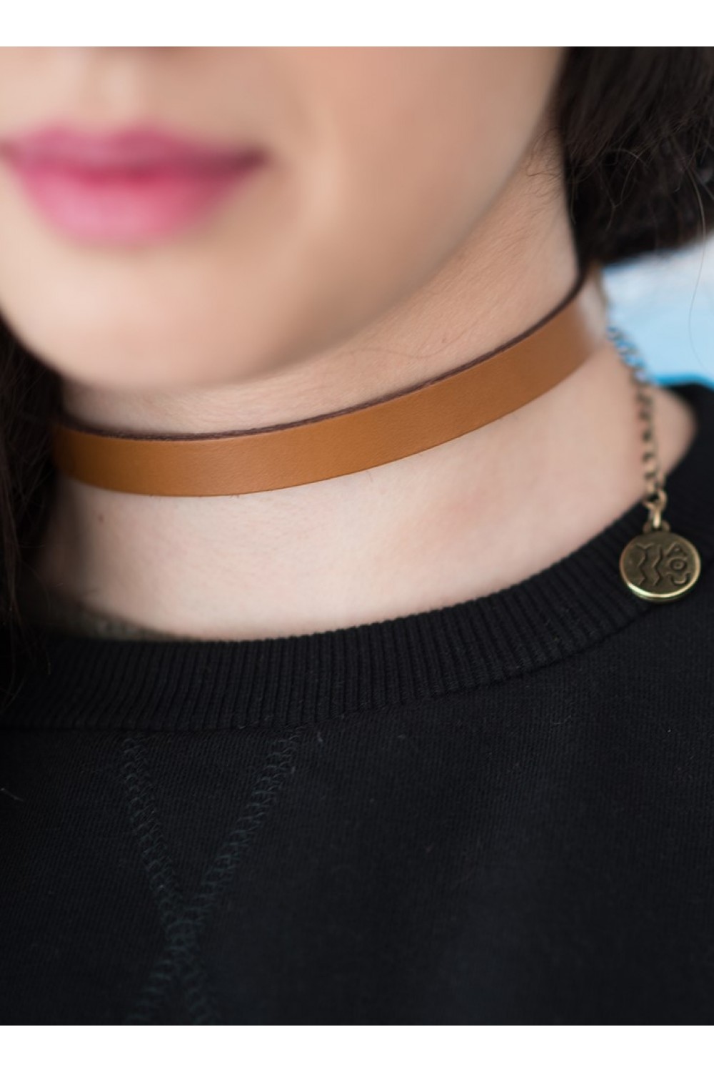 HANDMADE LEATHER COGNAC CHOKER 