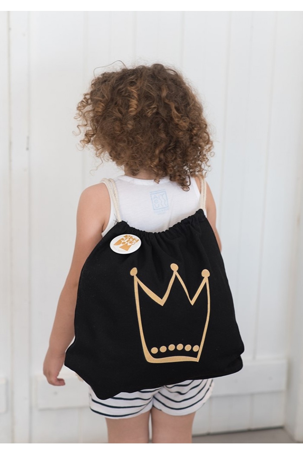 THE "CROWN" POUCH IN BLACK 